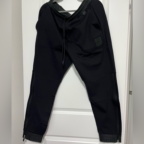 🆕 BOSS Stretch-Cotton Track Pants With Logo Patch - Picture 3 of 5